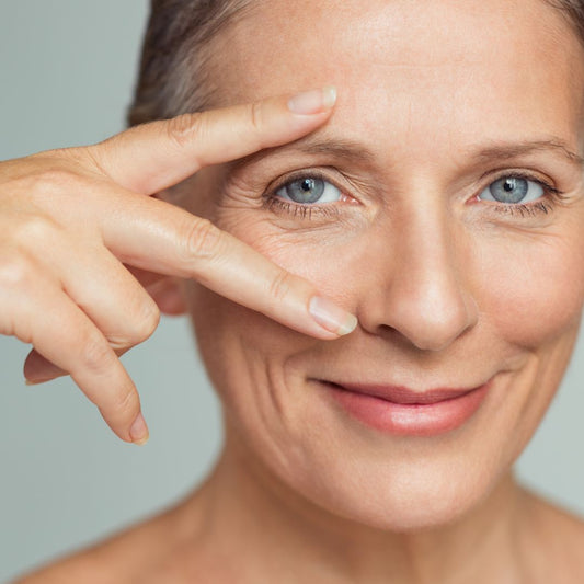 BASTÃO NUTRITIVO ANTI-RUGAS E OLHEIRAS